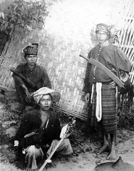 Kachin harcosok, 1898-91 körül